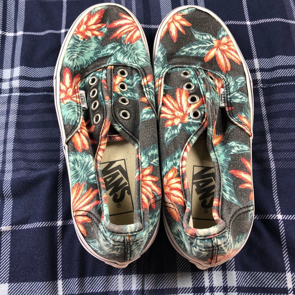 Men’s and women’s tropical vans